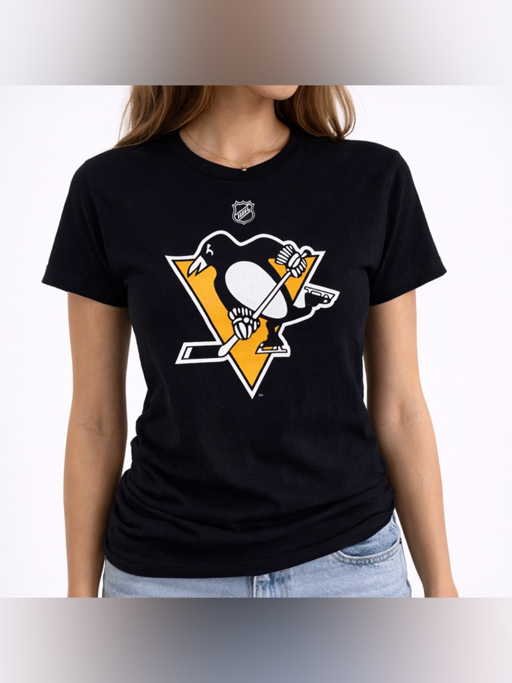 NHL Pittsburgh Penguins Black and Yellow Logo Tee
